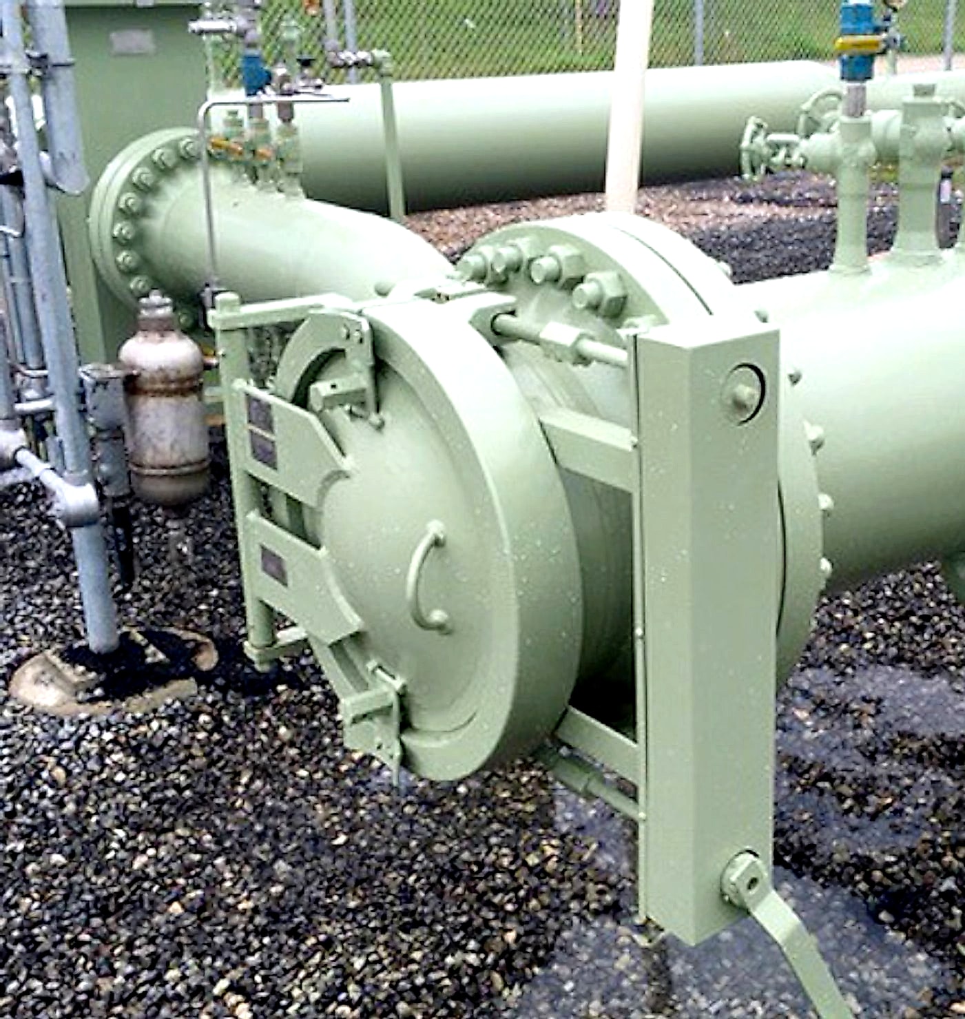 Yoke Style Quick Opening Closures